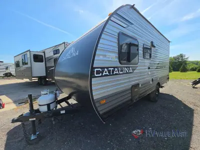 2026 Coachmen RV Catalina Summit Series 7 photo 2