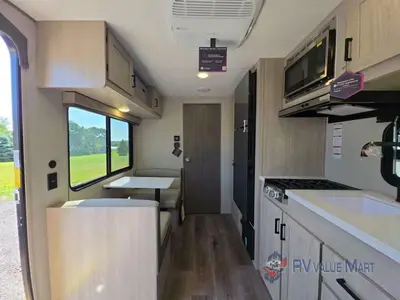 2026 Coachmen RV Catalina Summit Series 7 photo 11