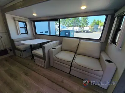 2026 Coachmen RV Catalina Legacy Edition photo 14