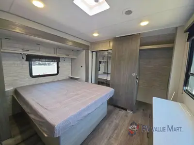 2026 Coachmen RV Catalina Legacy Edition photo 21