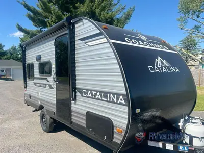 New 2026 Coachmen RV Catalina Summit Series 7 154RDX