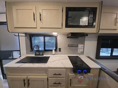 2026 Shasta RVs i-5 Edition photo 13