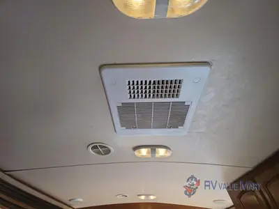 2016 Forest River RV Wildwood Heritage Glen Hyper-Lyte photo 24