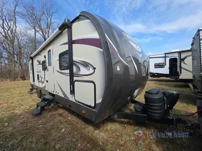Used 2016 Forest River RV Wildwood Heritage Glen Hyper-Lyte 27BHHL