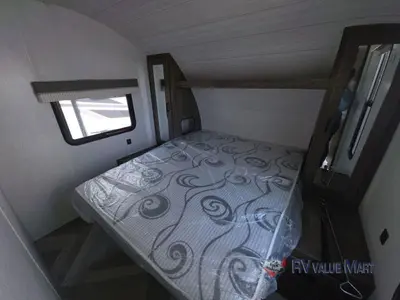 2022 Forest River RV Wildwood X-Lite photo 17