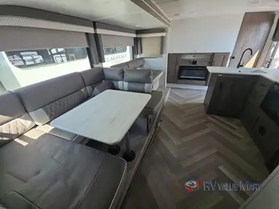 2022 Forest River RV Wildwood X-Lite photo 11