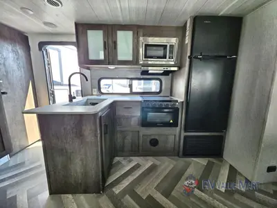 2022 Forest River RV Wildwood X-Lite photo 14