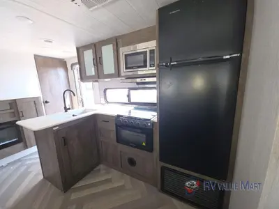 2022 Forest River RV Wildwood X-Lite photo 13
