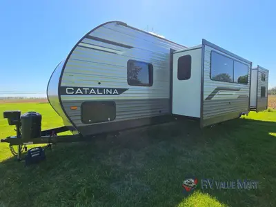 2026 Coachmen RV Catalina Legacy Edition photo 2