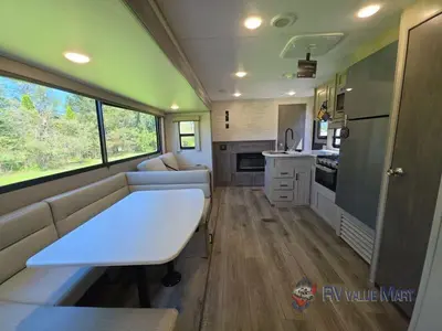 2026 Coachmen RV Catalina Legacy Edition photo 20