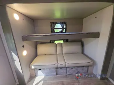 2026 Coachmen RV Catalina Legacy Edition photo 23