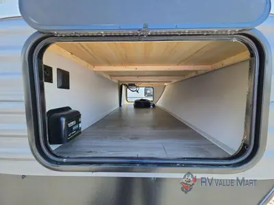 2026 Coachmen RV Catalina Legacy Edition photo 8