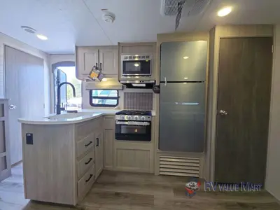 2026 Coachmen RV Catalina Legacy Edition photo 14