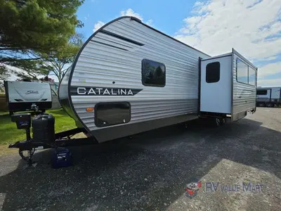 2026 Coachmen RV Catalina Legacy Edition photo 2