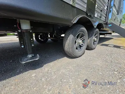 2026 Coachmen RV Catalina Legacy Edition photo 7