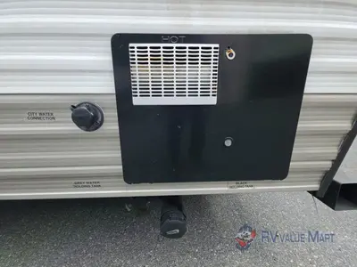 2019 Jayco Jay Flight SLX 7 photo 9