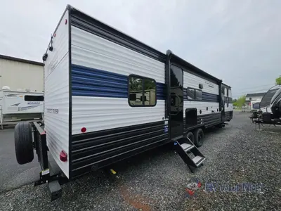 2025 Forest River RV Cherokee Grey Wolf photo 4