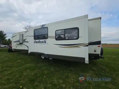 2011 Keystone RV Outback photo 3