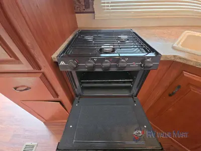 2011 Keystone RV Outback photo 18