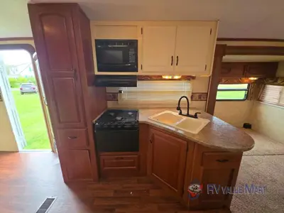 2011 Keystone RV Outback photo 16