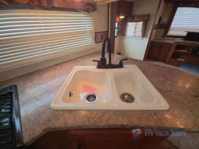 2011 Keystone RV Outback photo 17