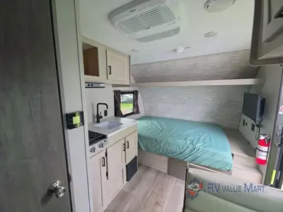 2026 Coachmen RV Catalina Summit Series 7 photo 18