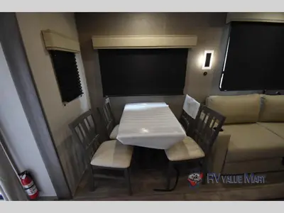 2025 Coachmen RV Catalina Destination Series photo 13