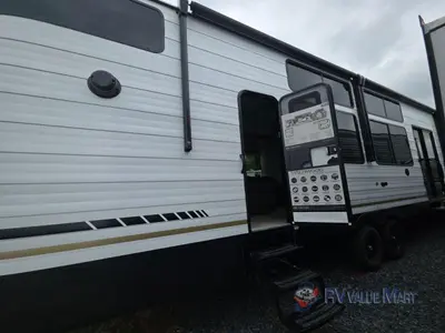 2026 Forest River RV Wildwood Grand Lodge photo 9
