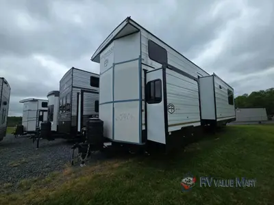 2026 Forest River RV Wildwood Grand Lodge photo 4
