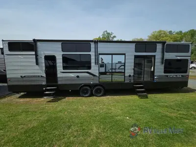 2026 Coachmen RV Catalina Destination Series photo 8