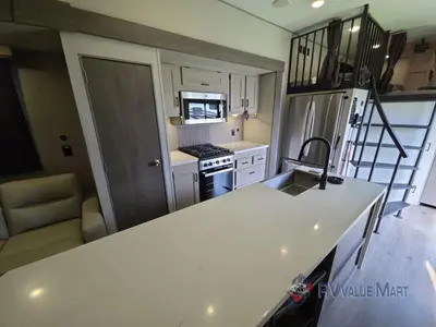2026 Coachmen RV Catalina Destination Series photo 31