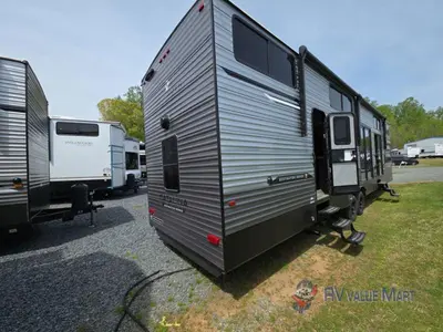 2026 Coachmen RV Catalina Destination Series photo 7