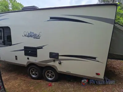 2017 Forest River RV Flagstaff Shamrock photo 5