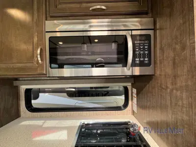 2020 Grand Design Solitude S-Class photo 15