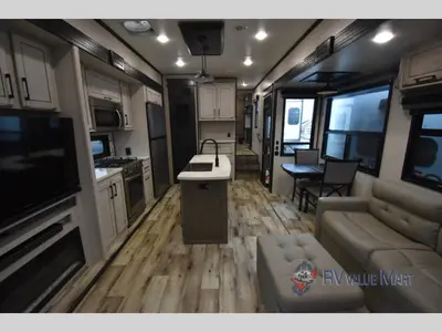 2023 KZ Durango Gold photo 17
