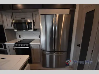 2023 Keystone RV Montana High Country photo 23