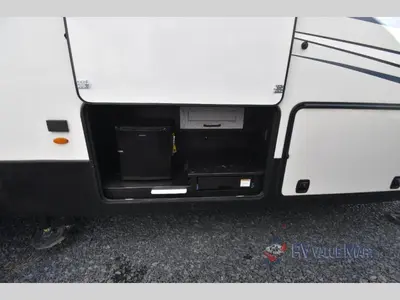 2023 Keystone RV Montana High Country photo 19