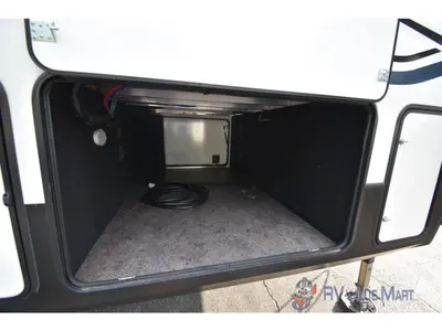 2023 Keystone RV Montana High Country photo 8