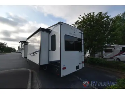 2023 Keystone RV Montana High Country photo 3