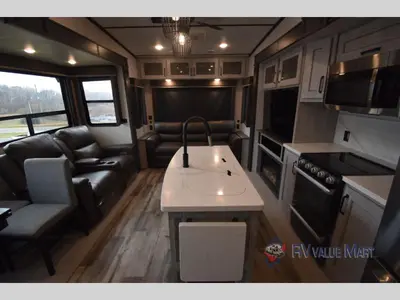 2023 Keystone RV Montana High Country photo 31