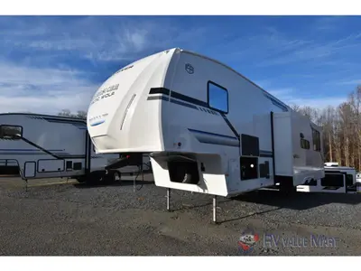 2026 Forest River RV Cherokee Arctic Wolf photo 2