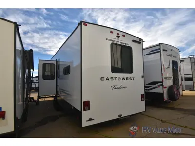 2026 EAST TO WEST Tandara photo 3