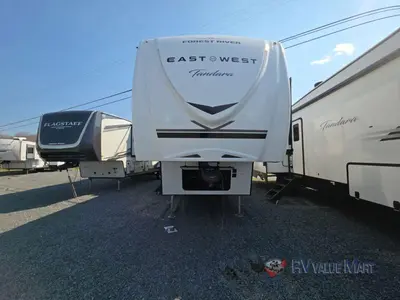 2026 EAST TO WEST Tandara photo 3