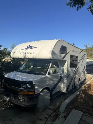 Used 2019 Thor Motor Coach Chateau 22E