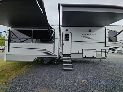2025 Keystone RV Cougar photo 9
