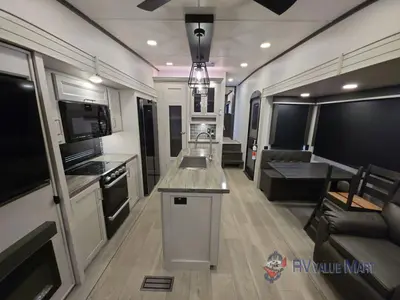 2025 Keystone RV Cougar photo 23