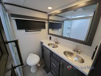 2025 Keystone RV Cougar photo 30
