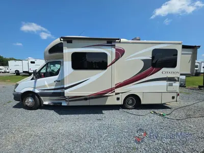 2015 Thor Motor Coach Citation Sprinter photo 5