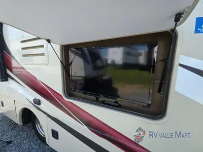 2015 Thor Motor Coach Citation Sprinter photo 10