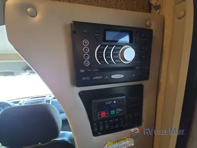 2015 Thor Motor Coach Citation Sprinter photo 19